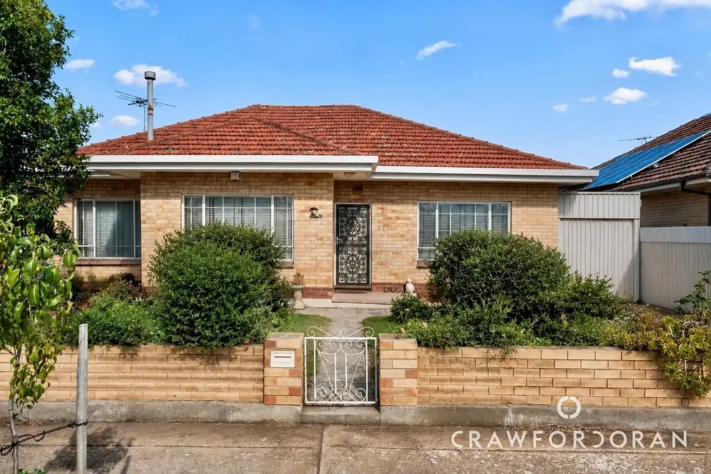 Seaton 3 Slaapkamer A Solid Home with Upside in Surging Seaton