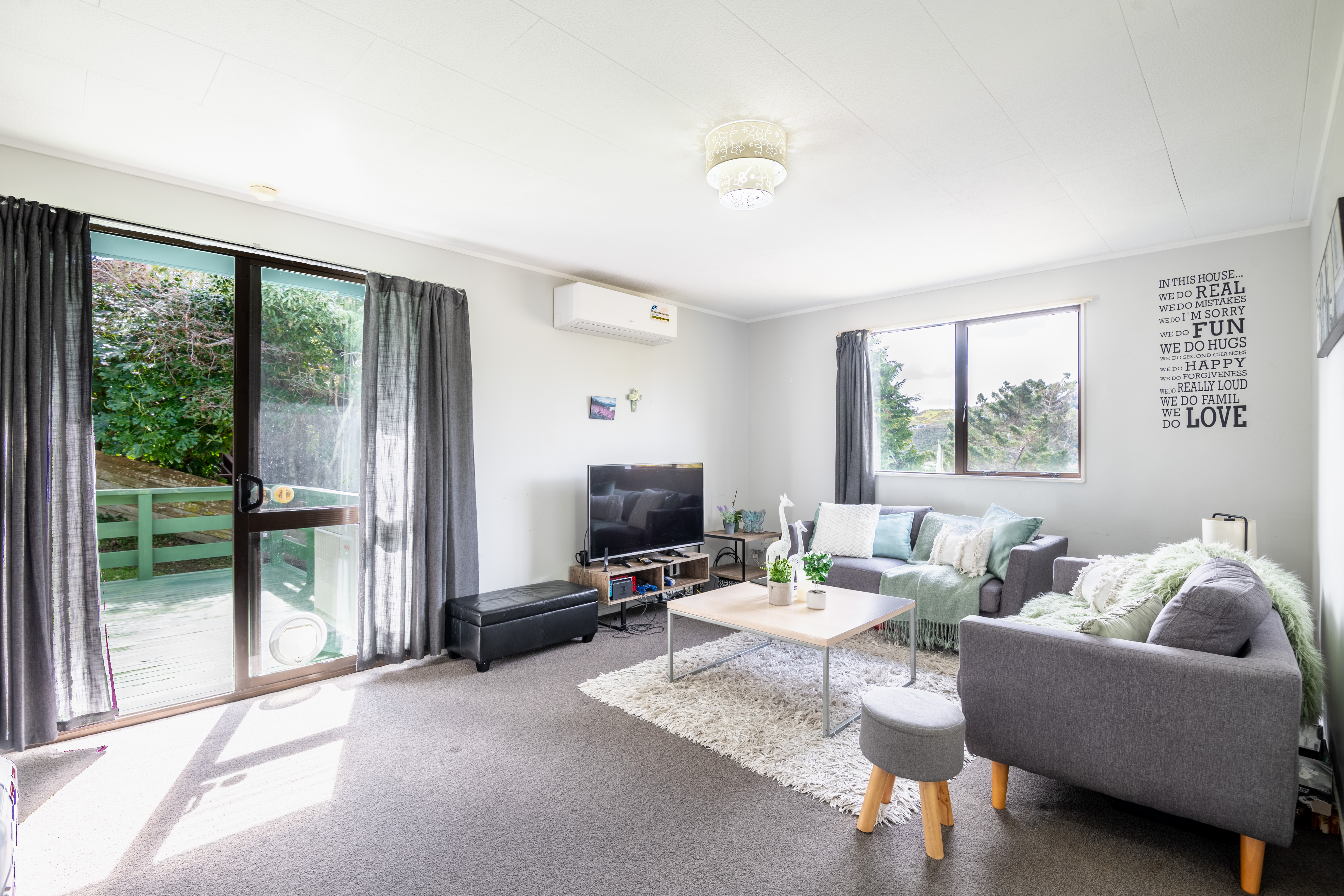 7 Bushland Grove, Paparangi, Wellington, 3 chambres, 1 salles de bain