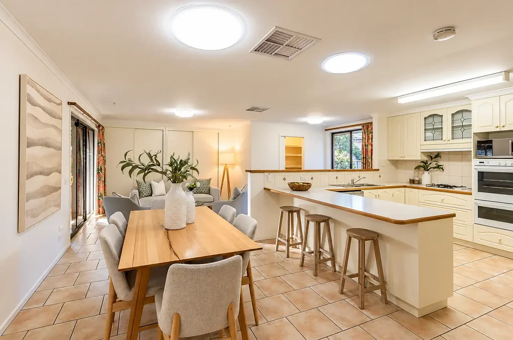 The Complete Family Package in a Central Lavington!!