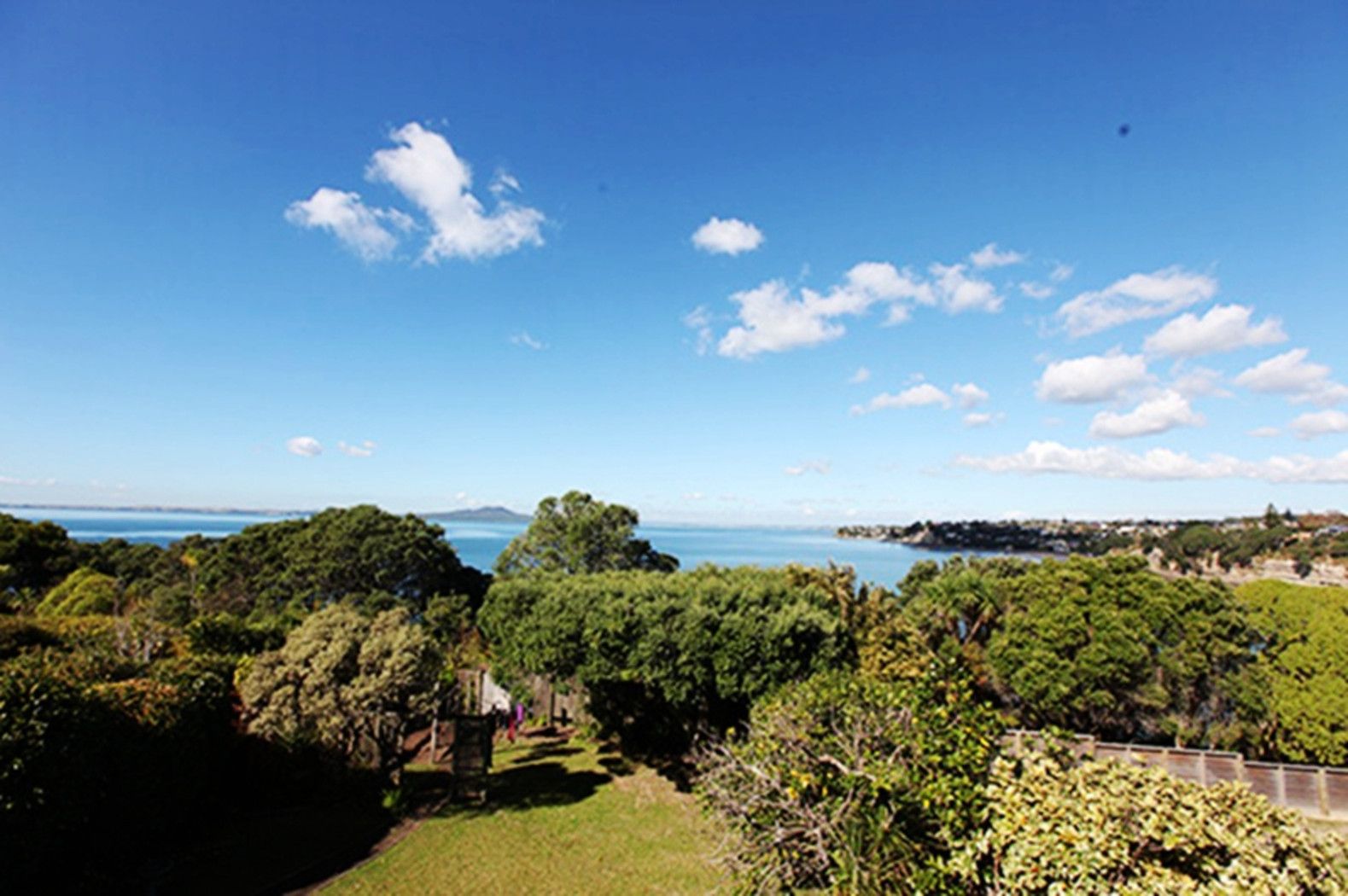 13 Churchill Road, Murrays Bay, Auckland - North Shore, 4 phòng ngủ, 2 phòng tắm