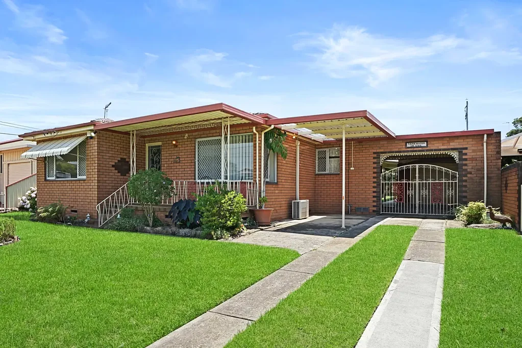 11 Alam Street, Colyton, NSW 2760