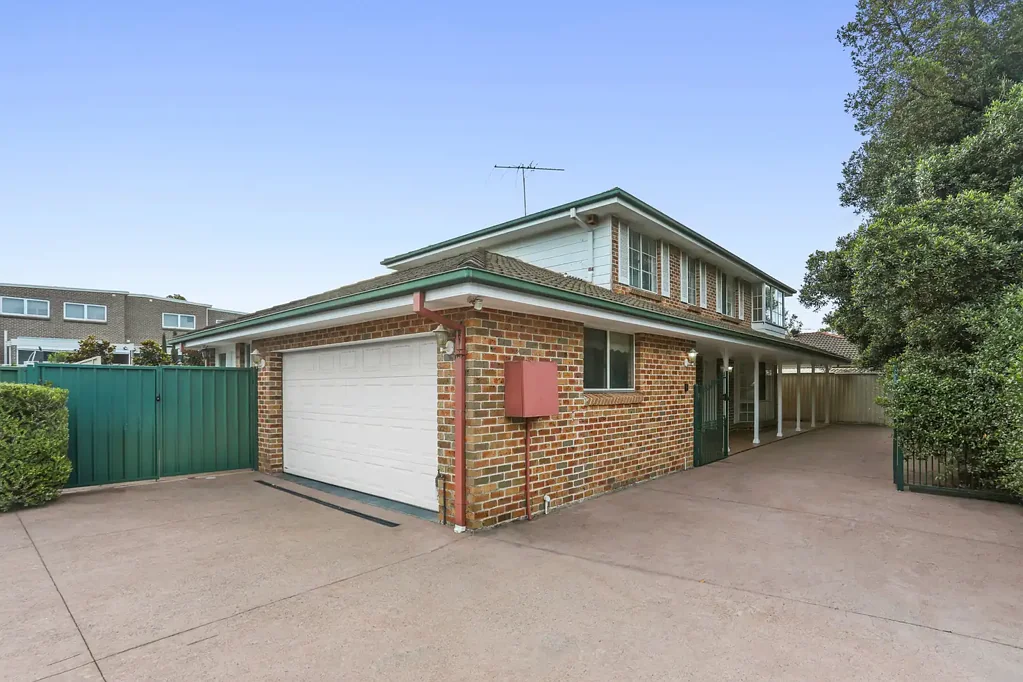 122a Roberts Road, Greenacre, NSW 2190