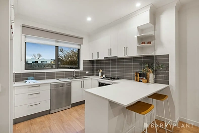 2 Argyle Close, Kilsyth, VIC 3137, 2房, 1浴, Townhouse