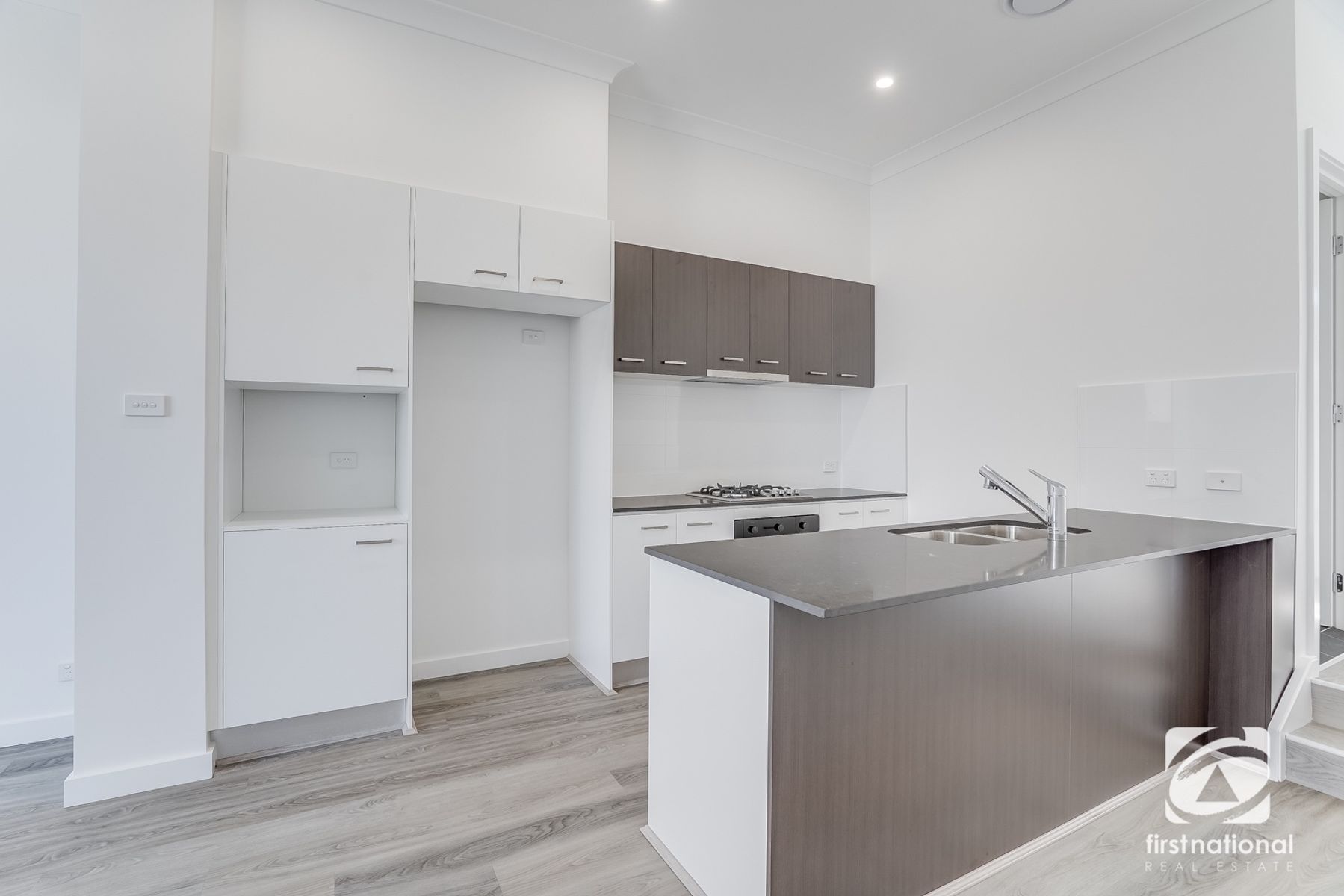 53 DRANSFIELD DR, ORAN PARK NSW 2570, 0 Schlafzimmer, 0 Badezimmer, Townhouse