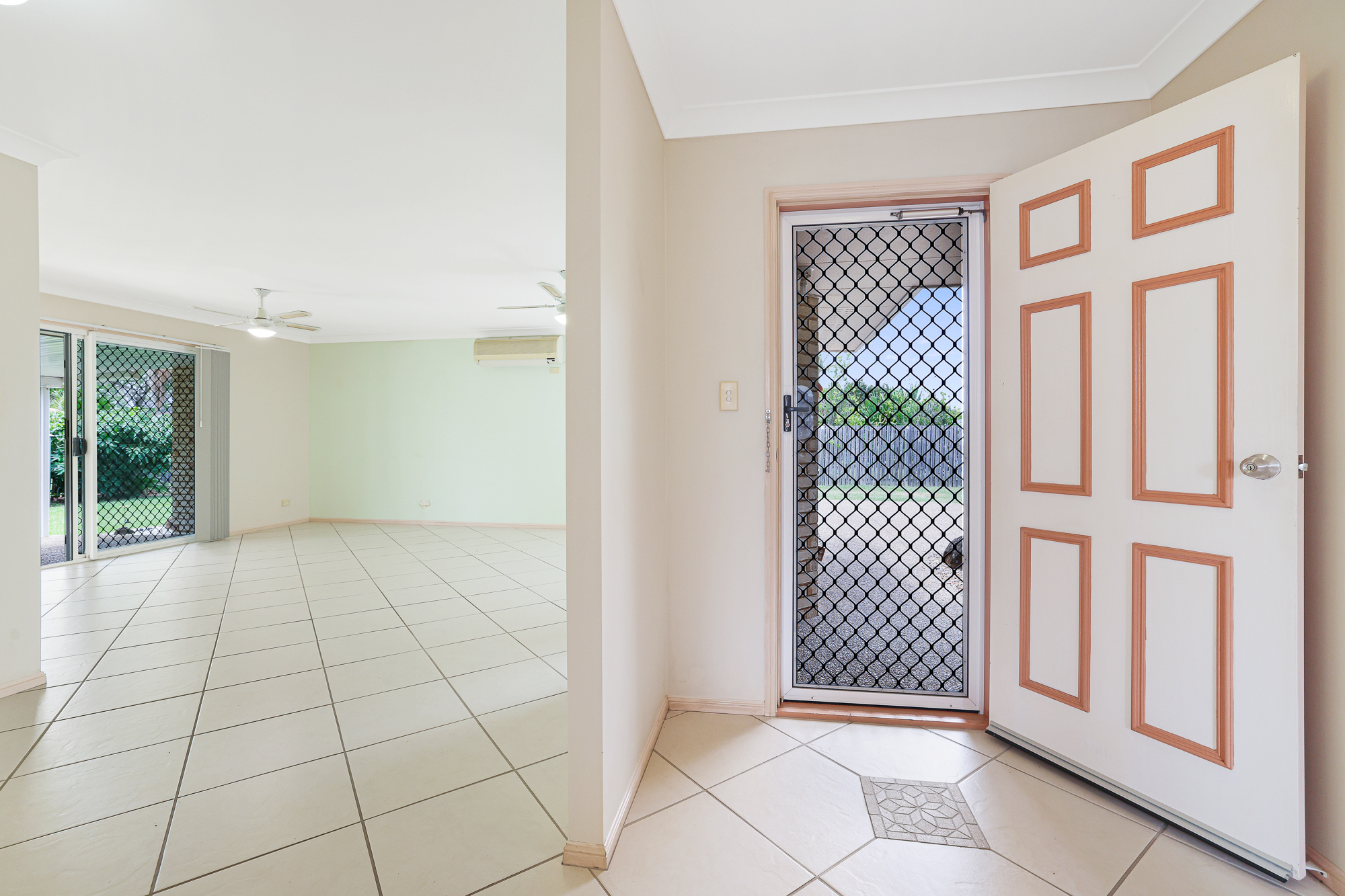 43 SHORELINE CR, BARGARA QLD 4670, 0 Bedrooms, 0 Bathrooms, House