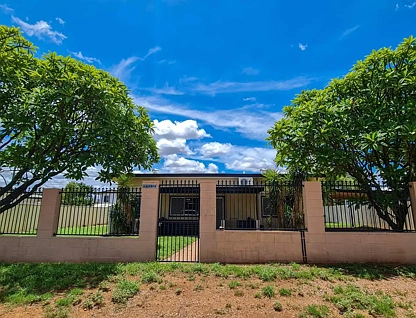 4 Alfred Street, Mount Isa, QLD 4825, 3房, 1浴, 整租独立别墅