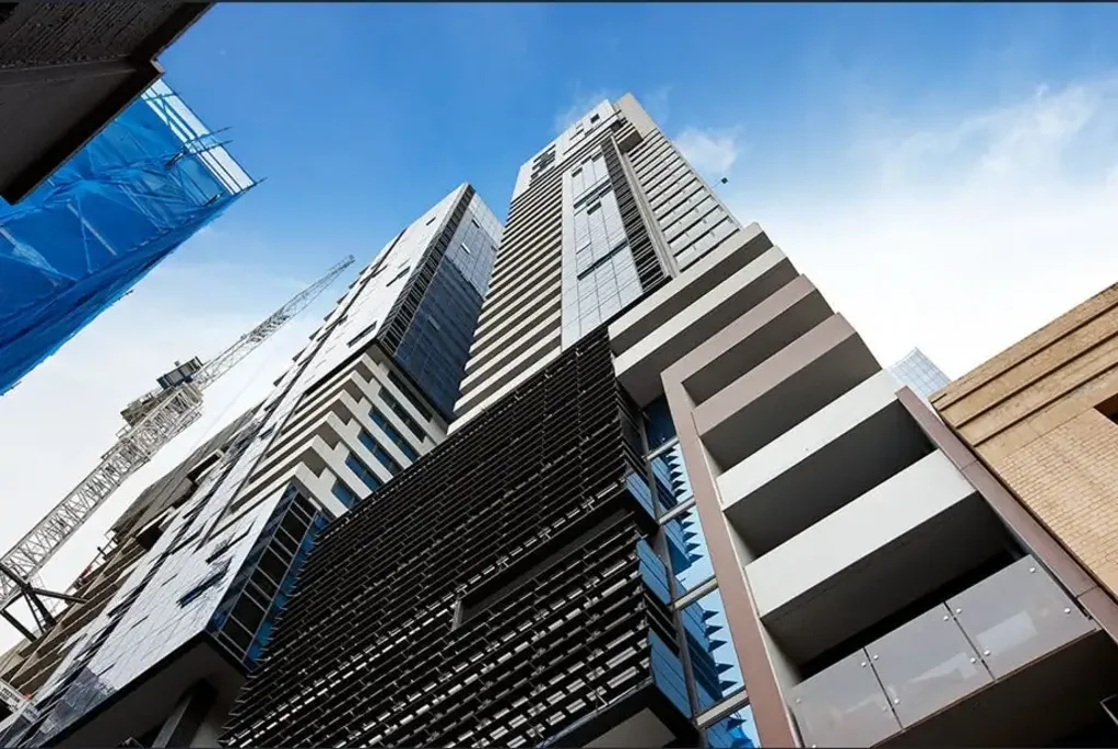 3-Bedroom Sky-Home in the Ultimate CBD Location