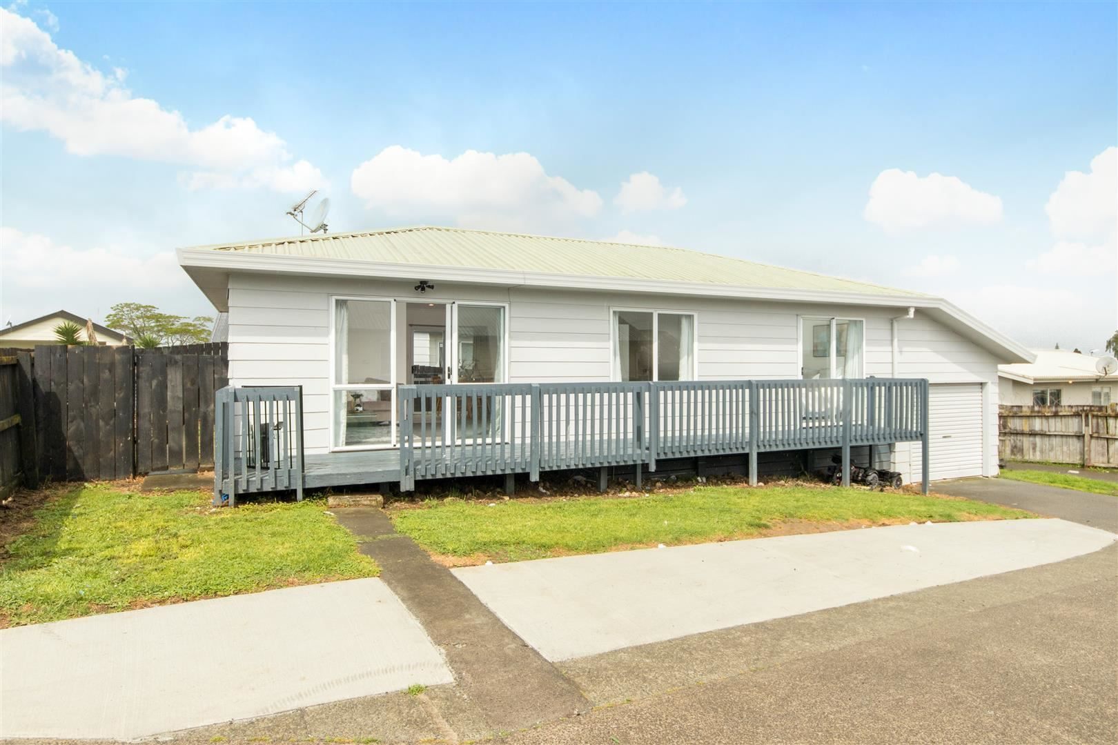 2/43 Solveig Place, Randwick Park, Auckland - Manukau, 3 غرف, 1 حمامات