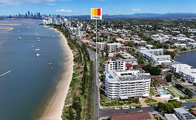 Biggera Waters 2 Slaapkamer VENDORS PURCHASED ELSEWHERE - IMMEDIATE SALE ORDERED - SNAP UP BEST WATERFRONT BUY IN THE GOLD COAST