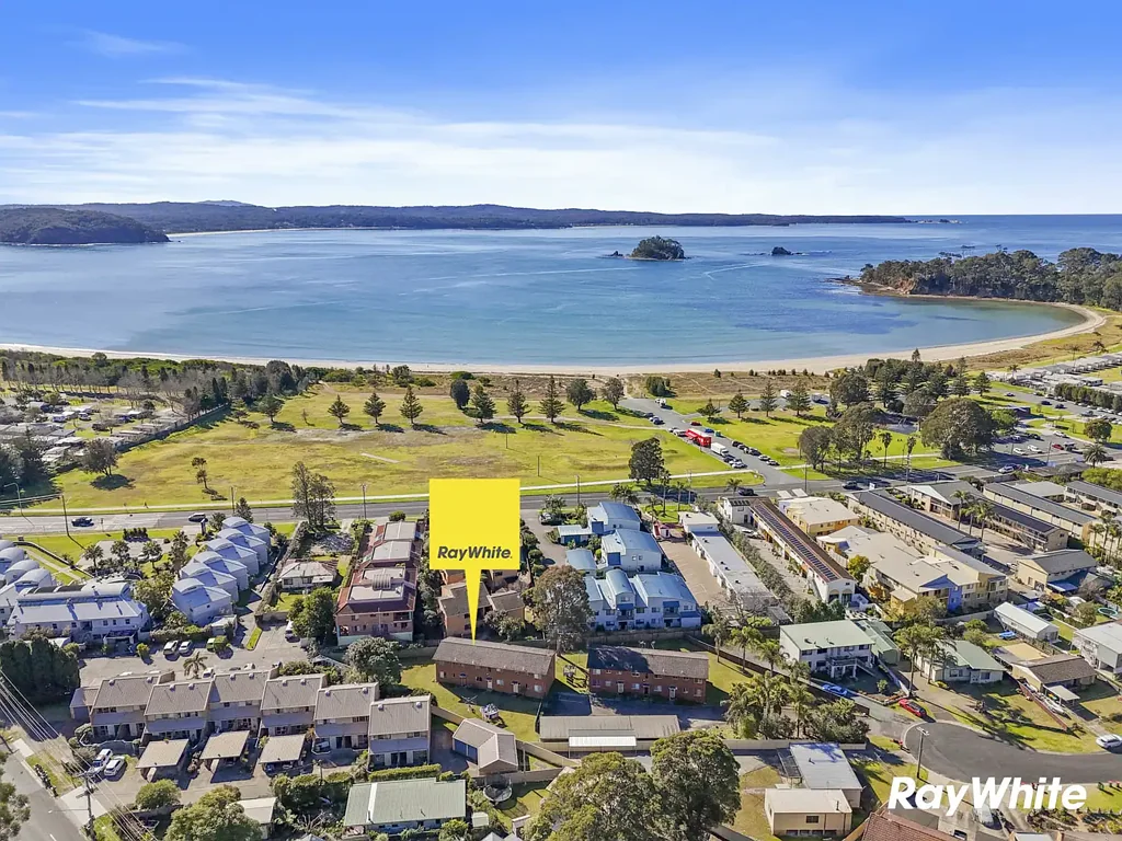 Batehaven 2房  Investment Opportunity....... Near the Beach!