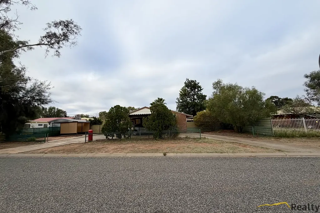 4 Engoordina Drive, Larapinta, NT 875