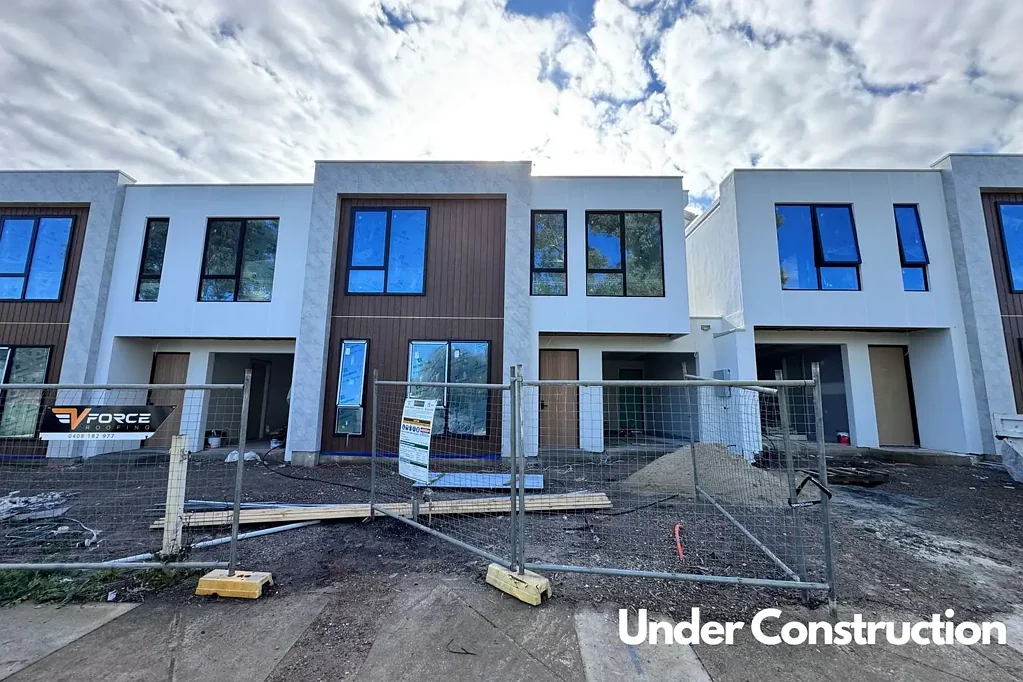 Holden Hill 4Moenga BRAND NEW TURNKEY LIVING | SOPHISTICATED FAMILY RESIDENCES