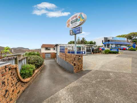 Pakuranga 4部屋 Residential + Commercial-Zoned Mixed Business Use