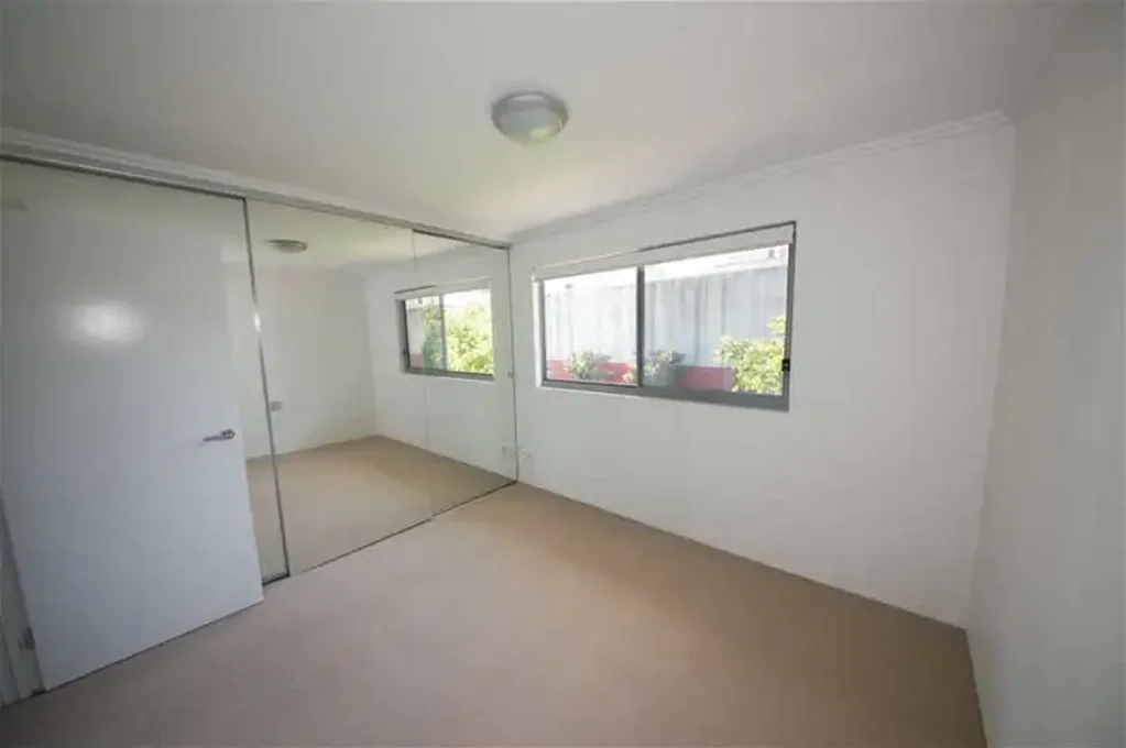 Modern 2 bed 2 bath 2 car + MPR room unfurnished townhouse