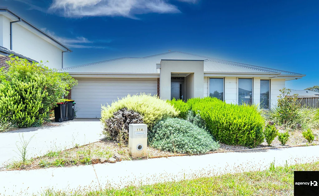 Modern Living in Thornhill Park