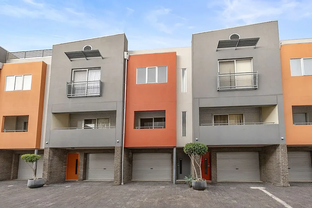 Executive Modern CBD Living