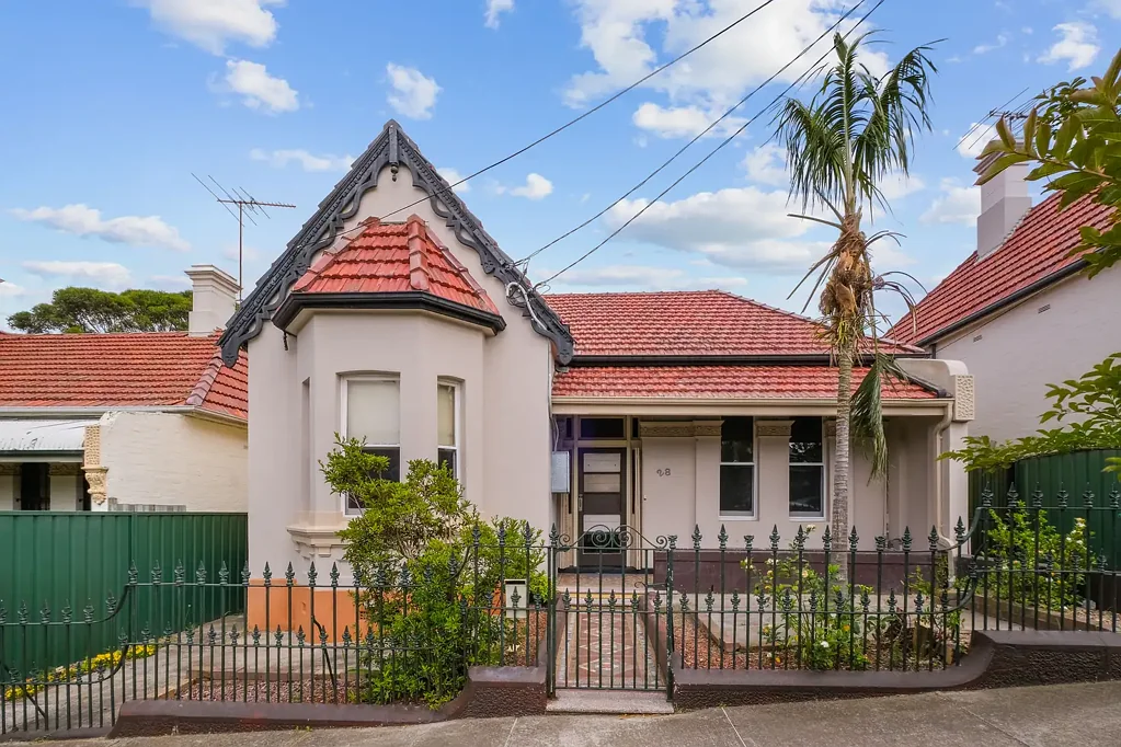 Huge Home in a Lovely Wide Street