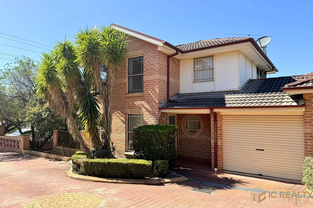 DEPOSIT TAKEN Inspection Cancelled 
Luxurious Townhouse Living in South Wentworthville
