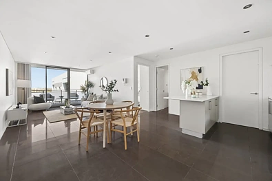 Strathfield 1 Bedroom Minimalist apartment within footsteps from the vibrant Bakehouse Quarter