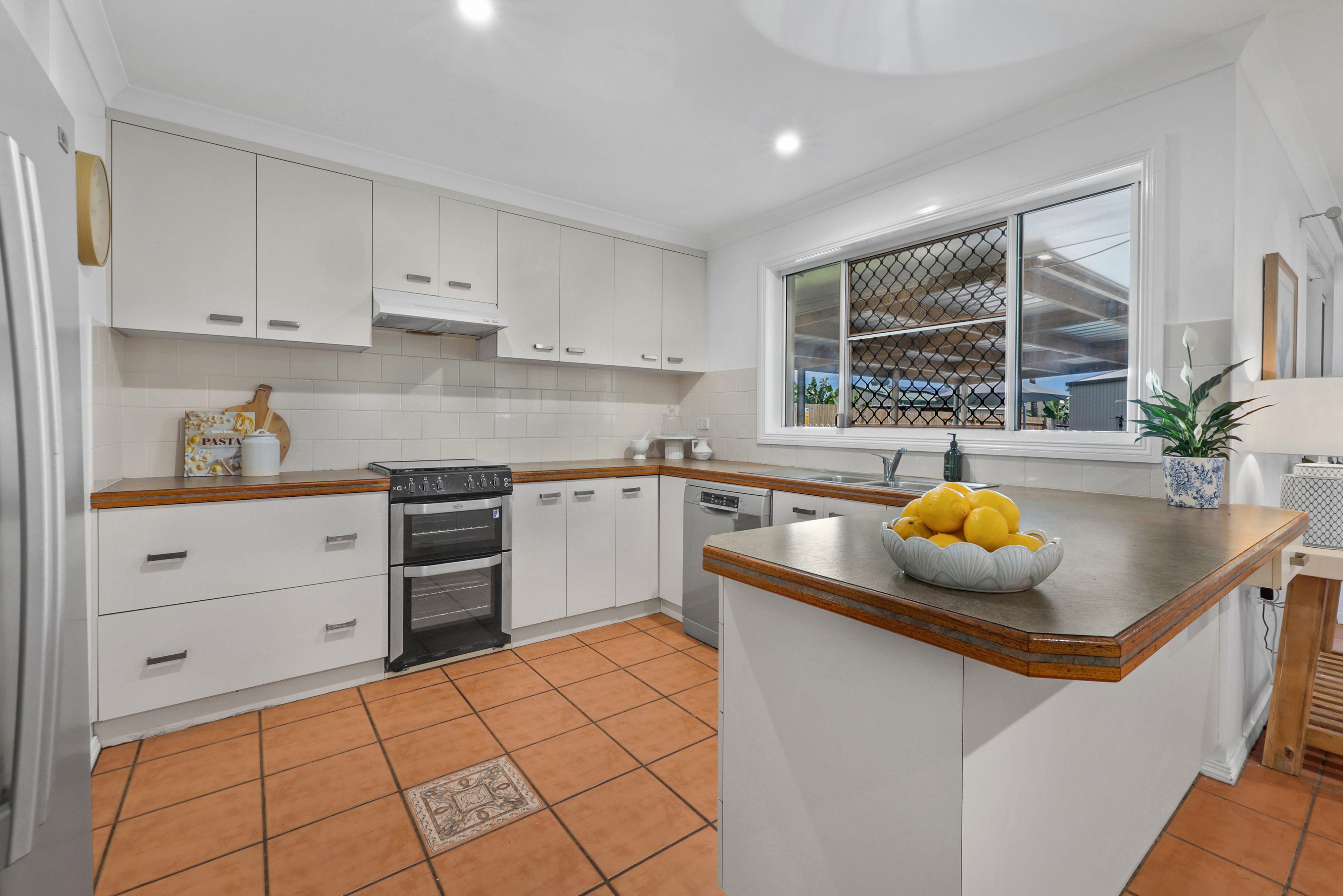 25 MARSHALL AV, ANDERGROVE QLD 4740, 0房, 0浴, House