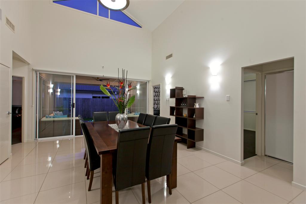 8 GUNADOO ST, THORNLANDS QLD 4164, 0 غرف, 0 حمامات, House