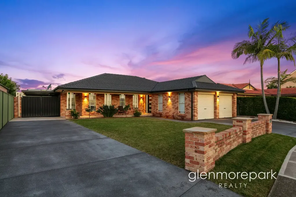Glenmore Park 5chambre Immaculate family home-large block -dual access!