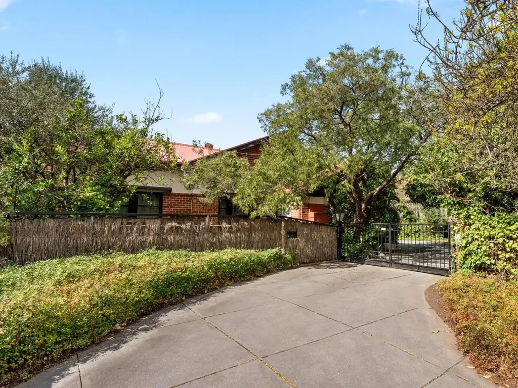 Spacious & Versatile Family Home in Sought-After Leabrook