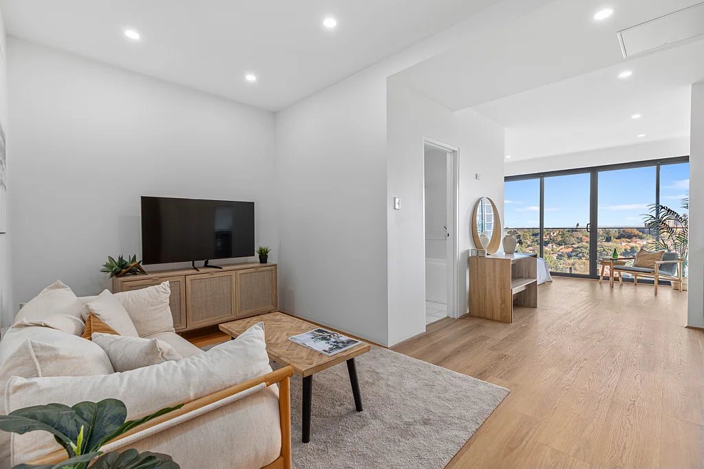 Hurstville 1房 Hurstville中心精巧单间 电梯直达私享阳台 现代厨卫充足采光 步行即达交通购物学校 Brand New Studio 85m walk to Station