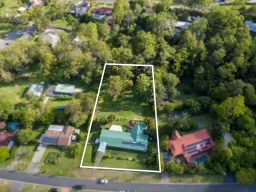 6 Evergreen Court, Parkwood