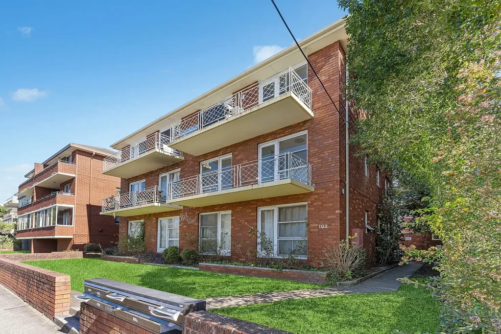 Kingsford 1房 宁静的后方位置，可直通户外空间 Peaceful Rear Position with Direct Access to Outdoor Space