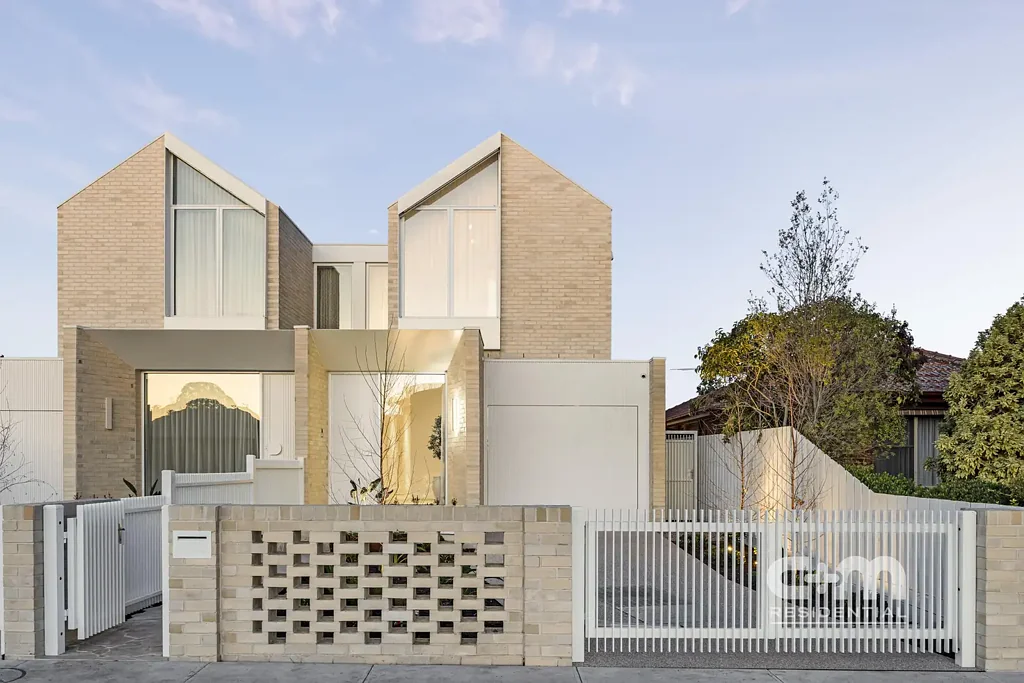 Pascoe Vale 4ਬੈੱਡਰੂਮ Where Dream Homes Become Reality!