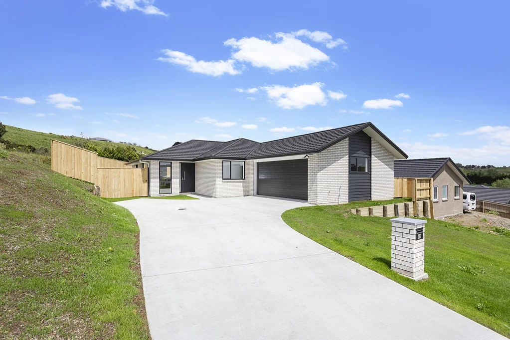 61 LEATHEM CRESCENT, Pokeno, Franklin, Waikato District