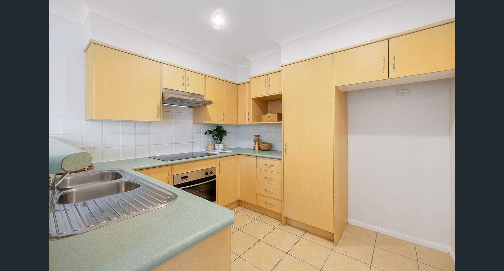 UNIT 10 262 SANDY POINT RD, SALAMANDER BAY NSW 2317, 0 Kuwarto, 0 Banyo, Townhouse