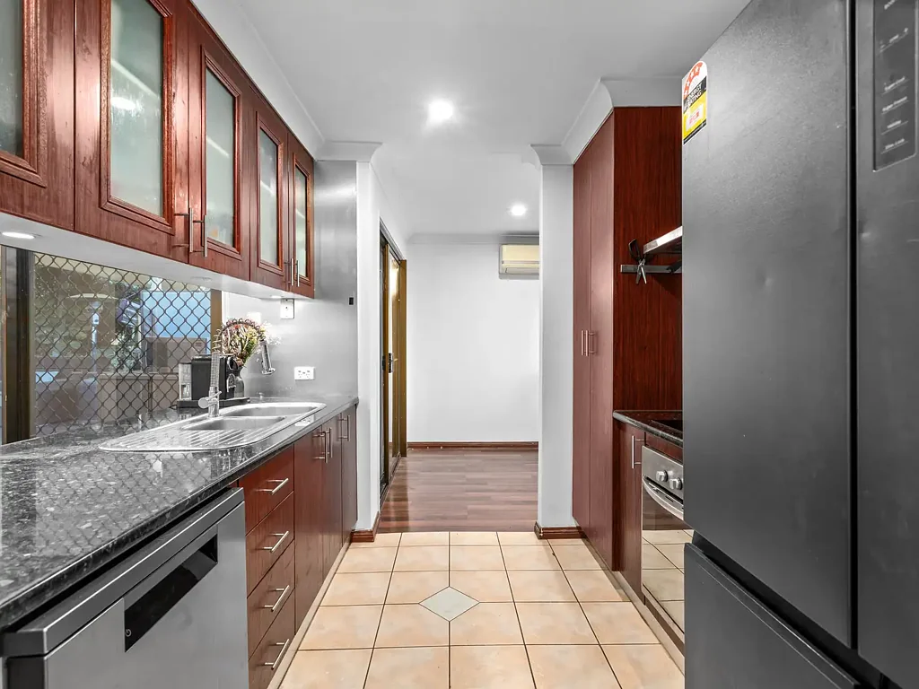 Redbank Plains 3chambre ELEVATED LIVING IN THE HEART OF REDBANK PLAINS | WILL BE SOLD