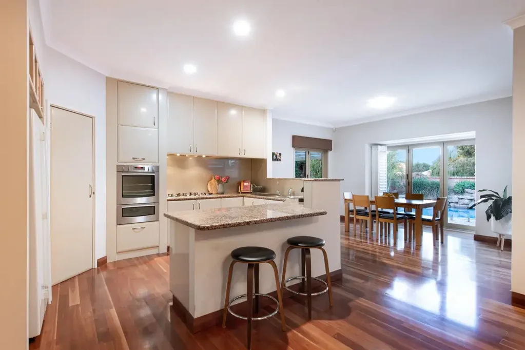 Spacious Family Living - 4 bed plus home office!