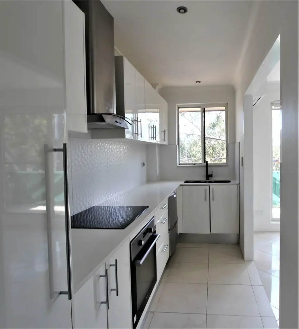 Great Location, walking distance to all amenities