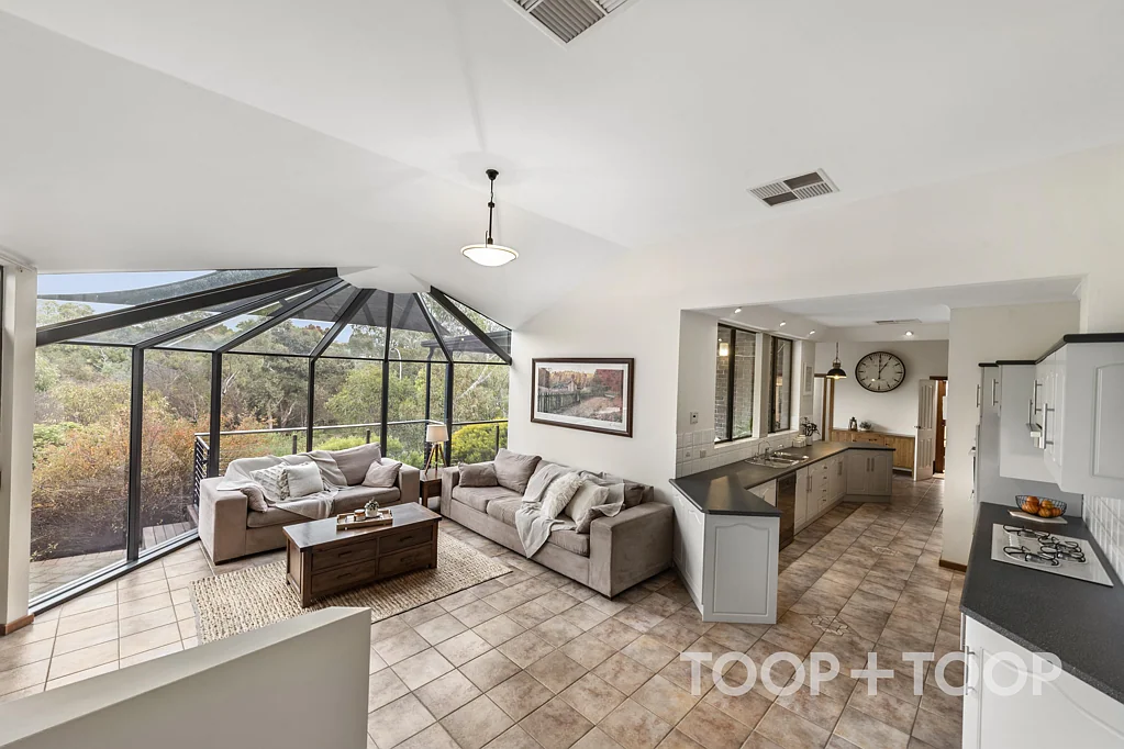 11 Madigan Court, Greenwith, SA 5125
