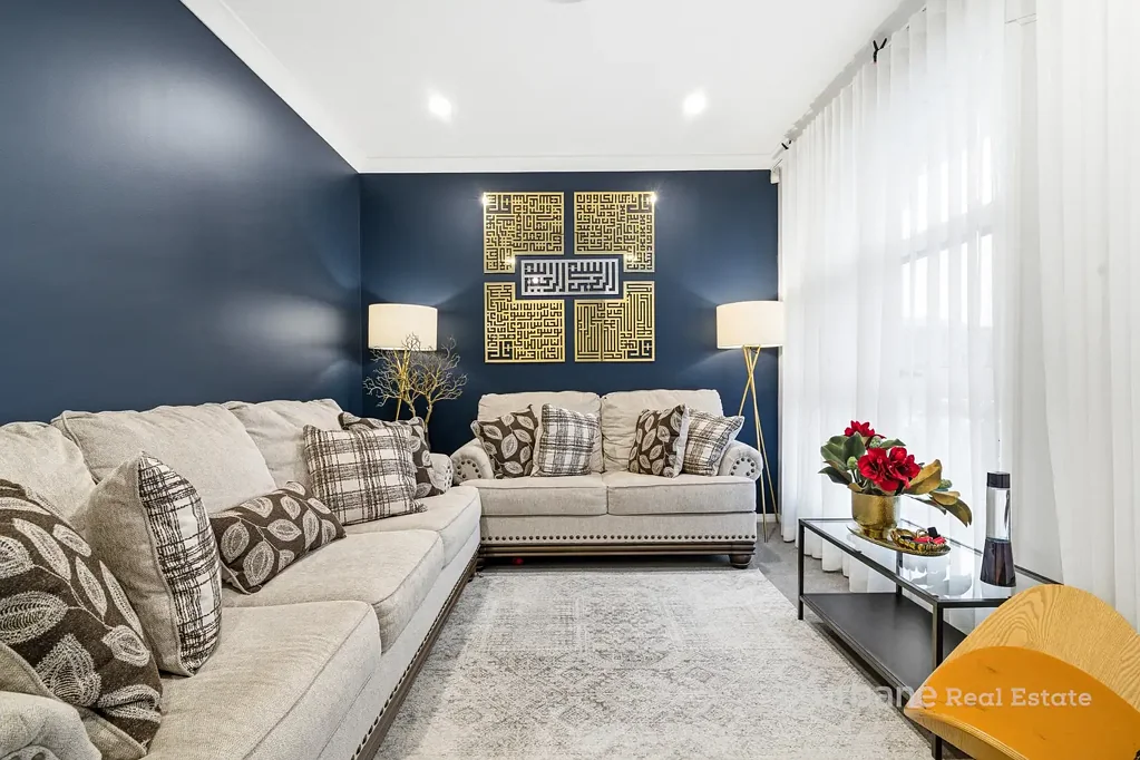 Modern Family Home in a Prime Location | Solar Panels