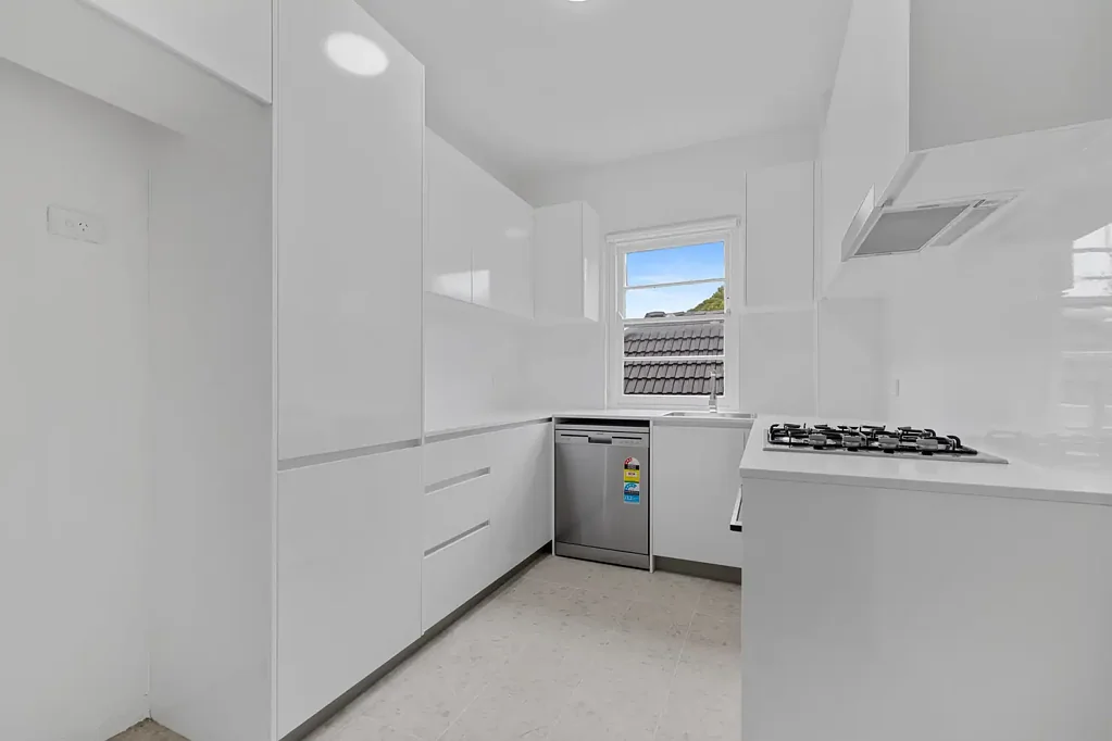 RENOVATED 2 BEDROOM UNIT