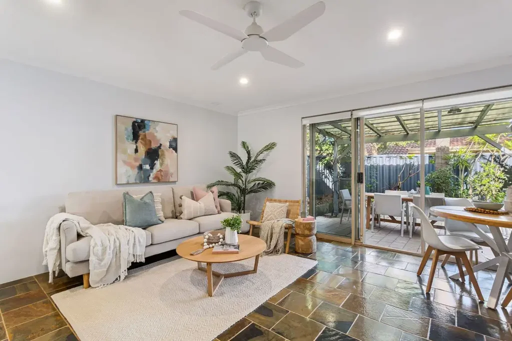 UNFURNISHED        Riverside Retreat in Maylands