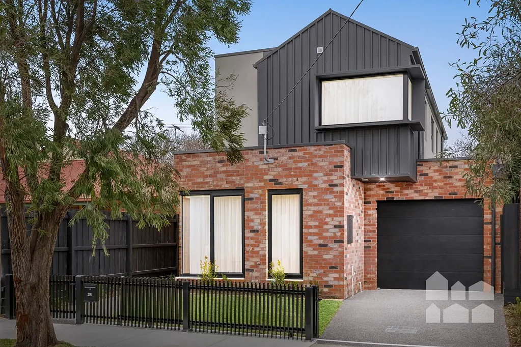 Footscray 3ਬੈੱਡਰੂਮ Luxe family living, dream city-fringe location