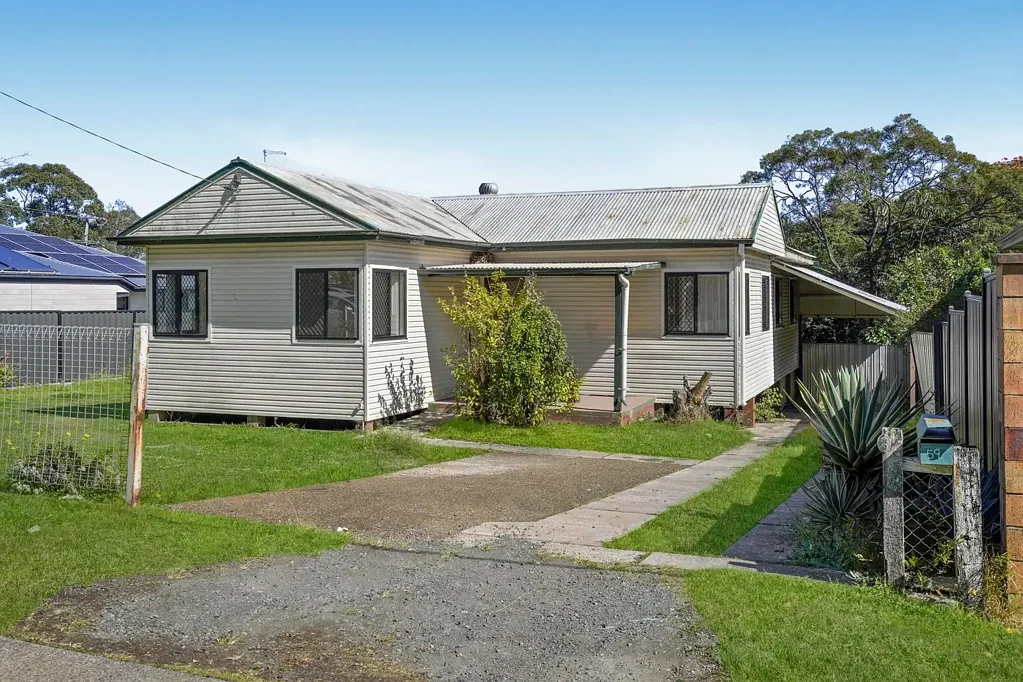 Freshly Renovated Family Home in a Convenient Beenleigh Location