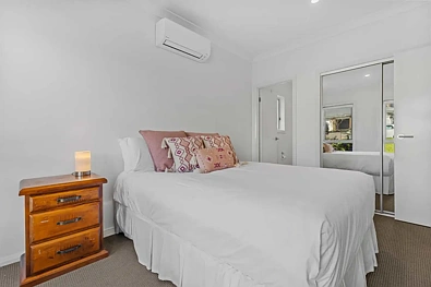 28b Bendoura Street, Mollymook, NSW 2539, 4 slaapkamers, 2 badkamers, Apartment