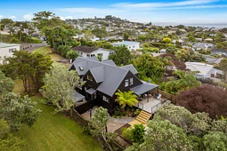 6 Elliston Crescent, Stanmore Bay
