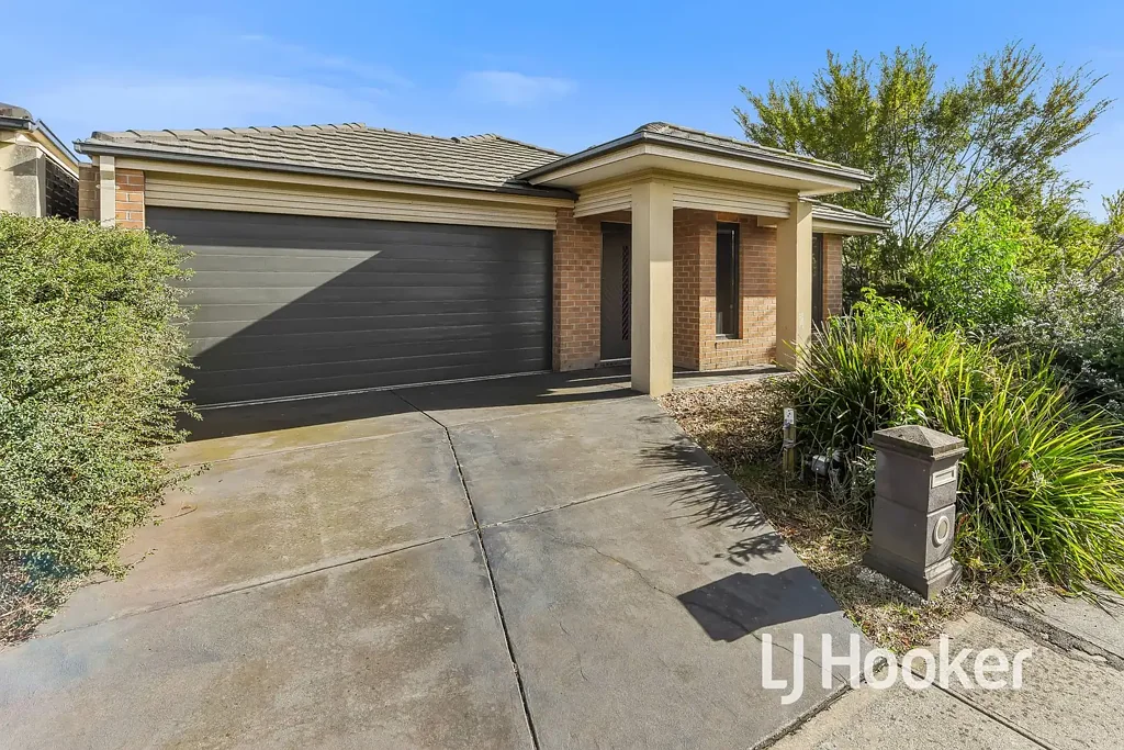 Ideal Family Home with BRAND NEW CARPET
