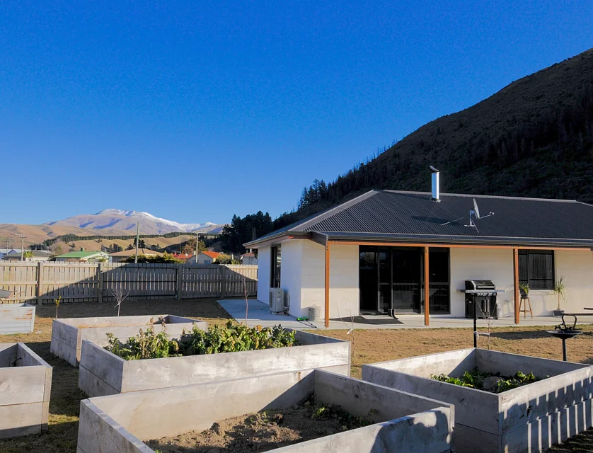 70 Gordon Street, 3 Bedrooms, 1 Bathrooms, House