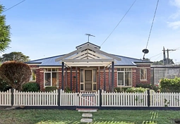 2/5 Riverside Drive, Torquay