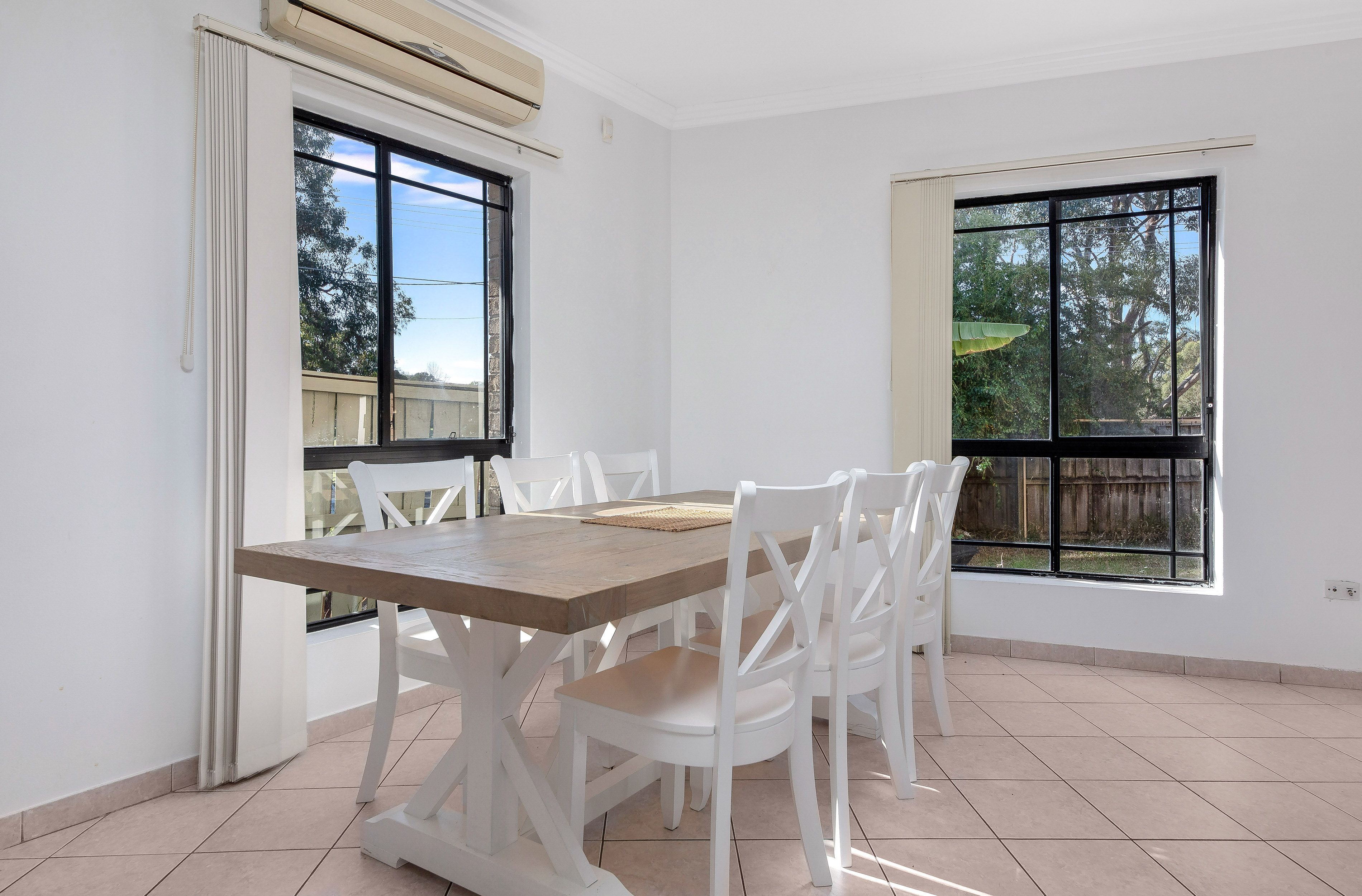 UNIT 3 34 SALTASH ST, YAGOONA NSW 2199, 0 غرف, 0 حمامات, Townhouse