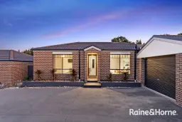 2/30 Tuscany Rise, Pakenham