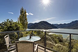 700 Moetapu Bay Road, Pelorous Sounds